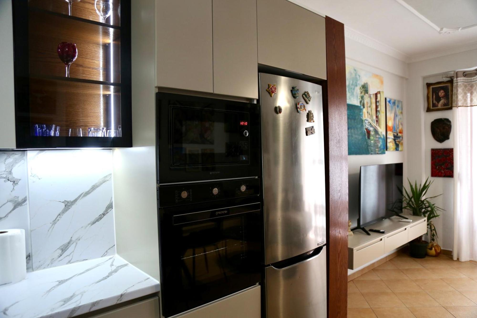 Stay At An Artist'S Place! Tiranë Luaran gambar